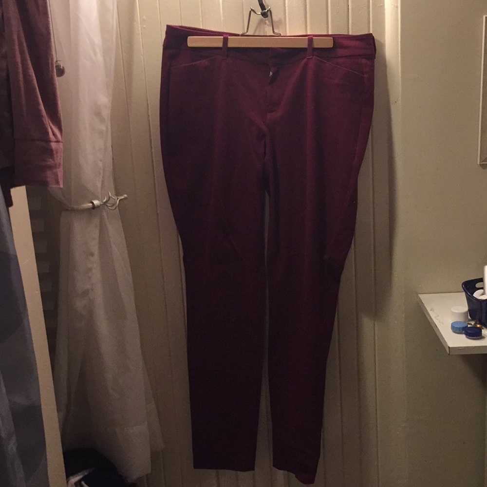 Old navy Pixi cranberry pant women’s size 12